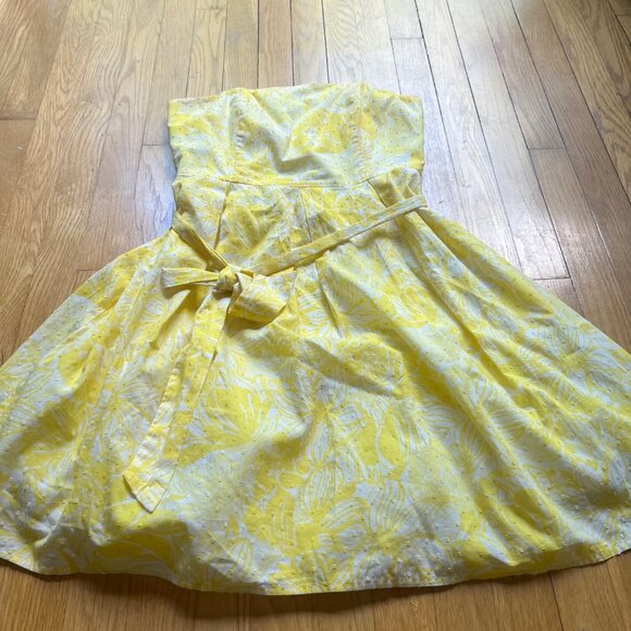Lilly Pulitzer Size 6 Yellow & White Floral Swiss Dot Cotton Strapless Dress - Picture 8 of 16